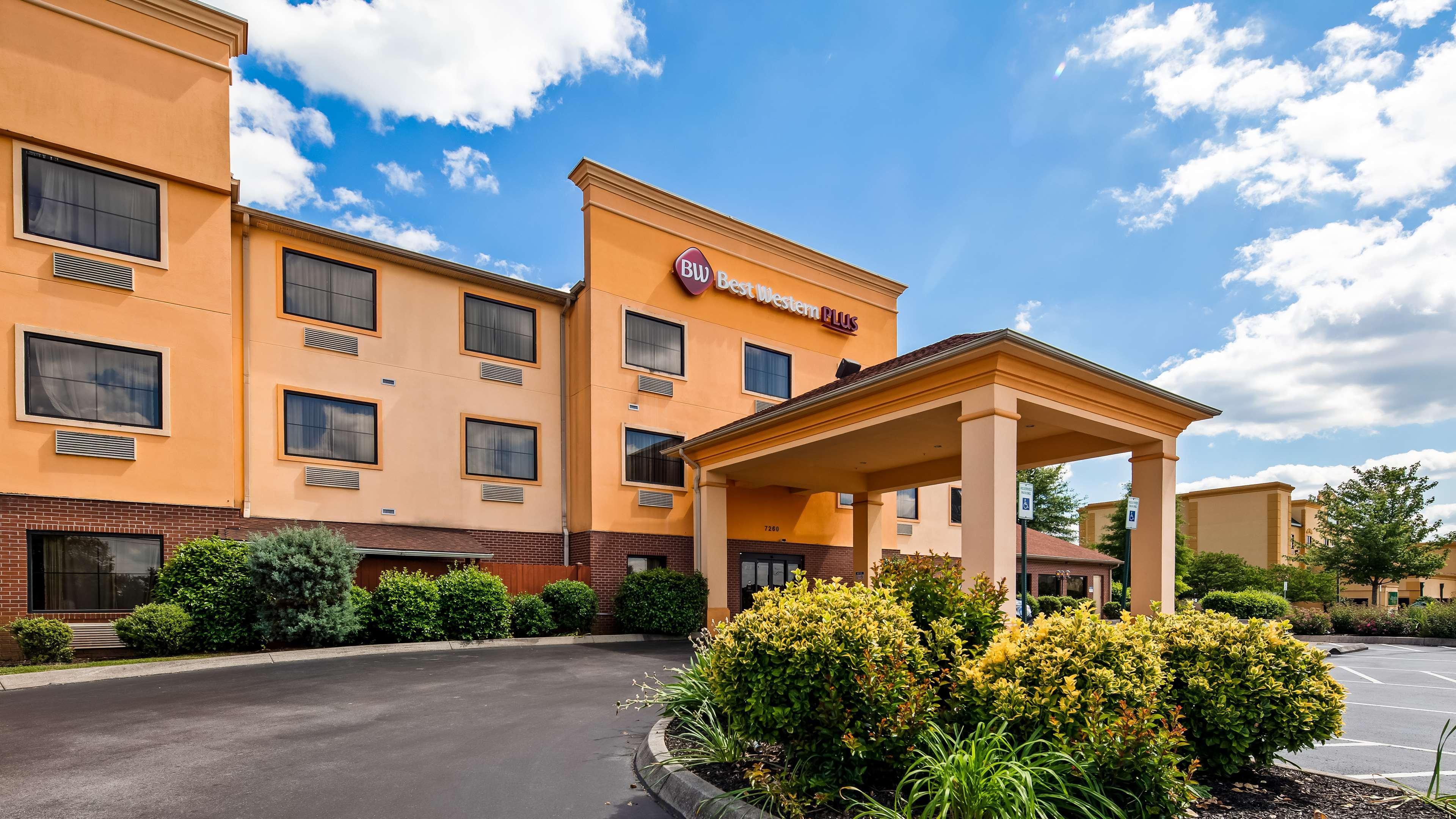 Best Western Plus Strawberry Inn & Suites Knoxville Exterior photo